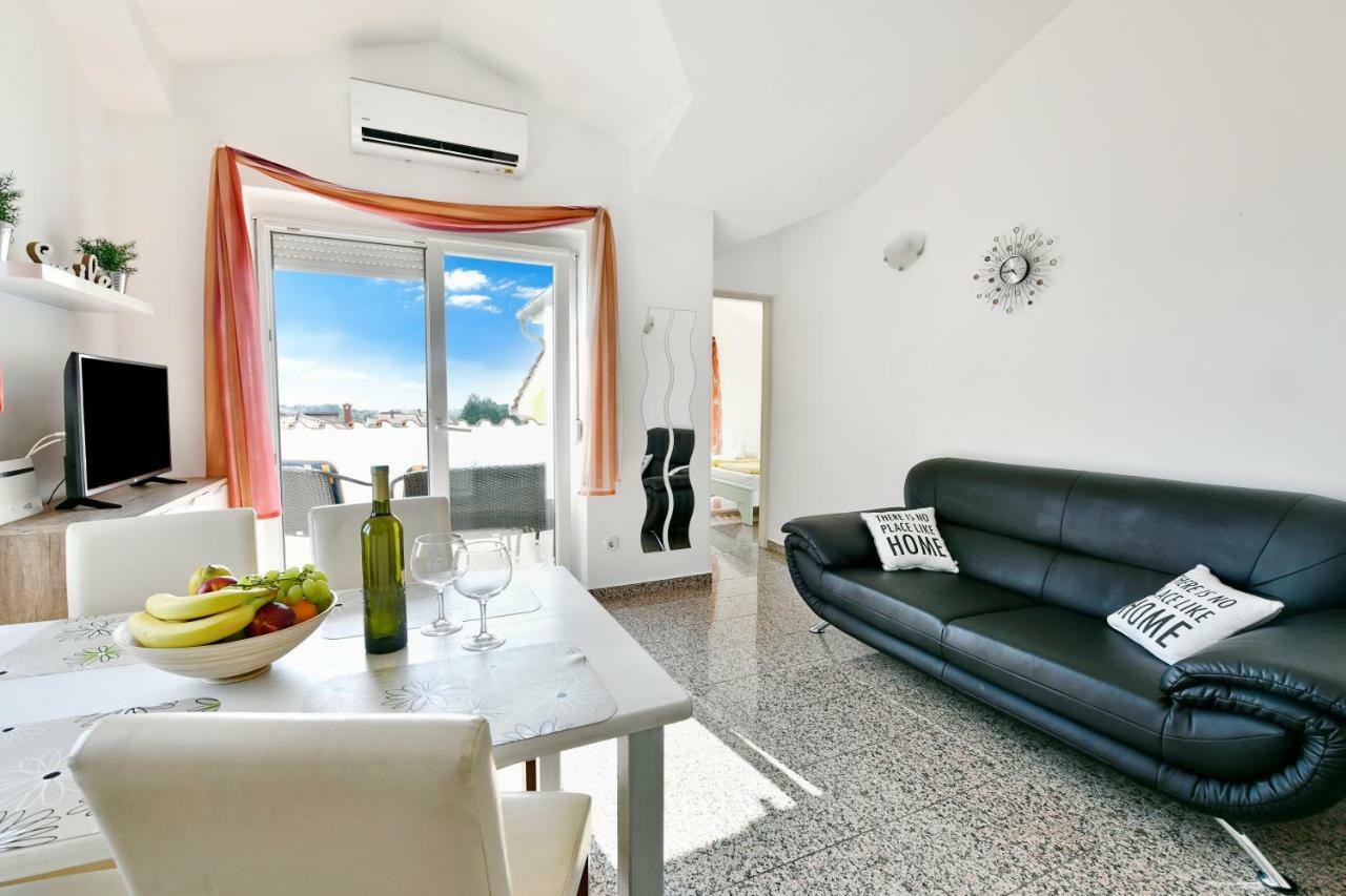 דירות פורץ Apartman Del Mar מראה חיצוני תמונה