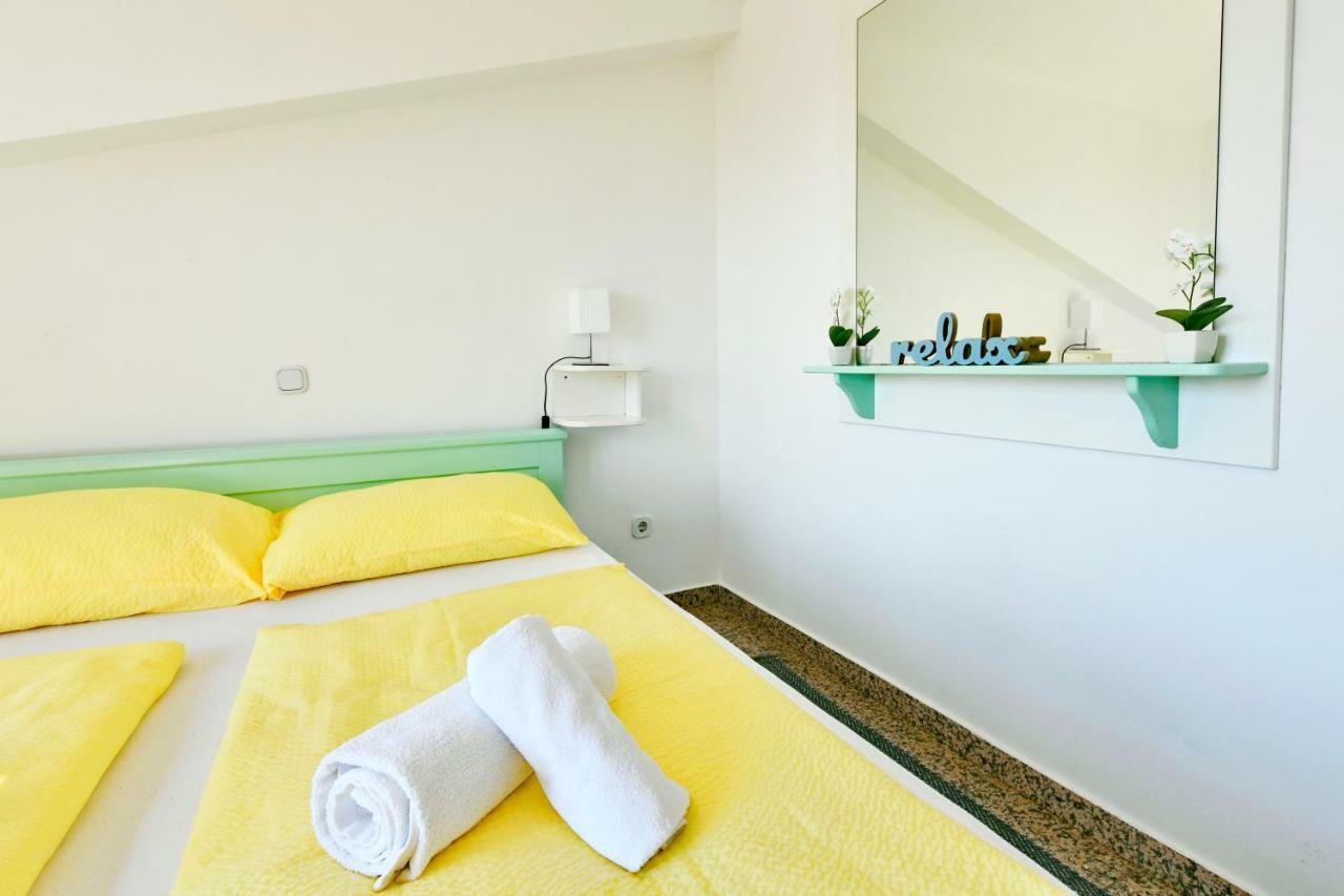 דירות פורץ Apartman Del Mar מראה חיצוני תמונה